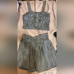 Japna plaid cropped 2pc w/ scrunchie